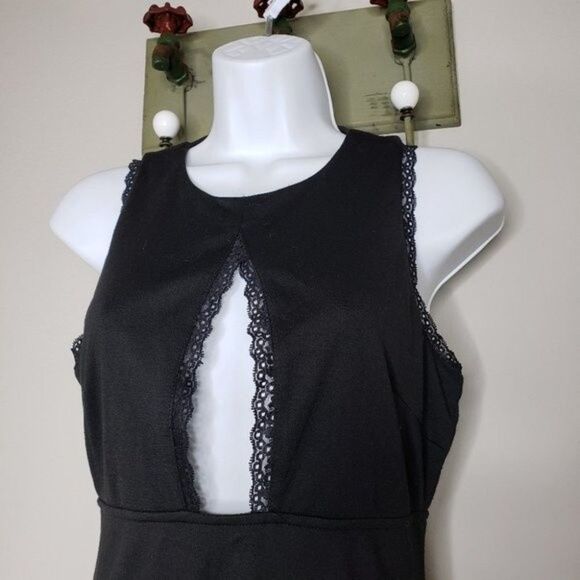 Socialite lace trim keyhole bodycon dress black size small - Picture 5 of 16